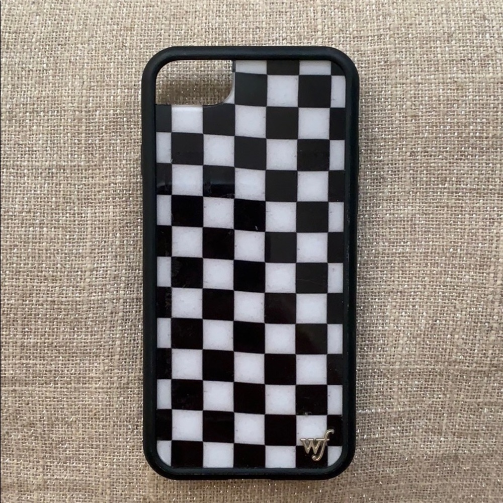 Wildflower checkered iPhone 6/7/8 case!